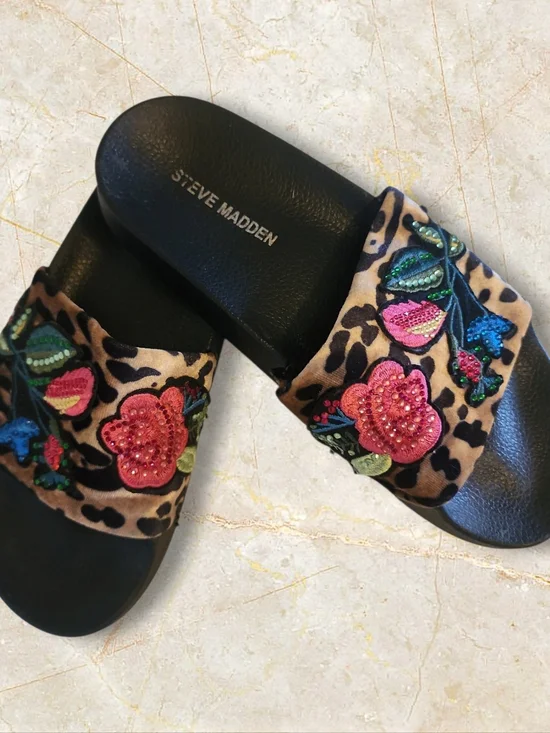 Steve Madden Leopard Floral Embroidered Slide Sandals in Black and Brown - Picture 1 of 2